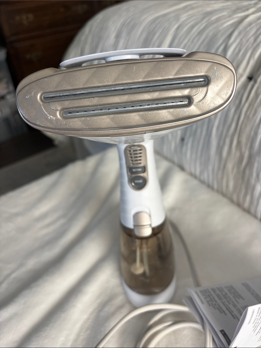 Conair White & Gold Handheld Garment Steamer - Picture 2 of 2